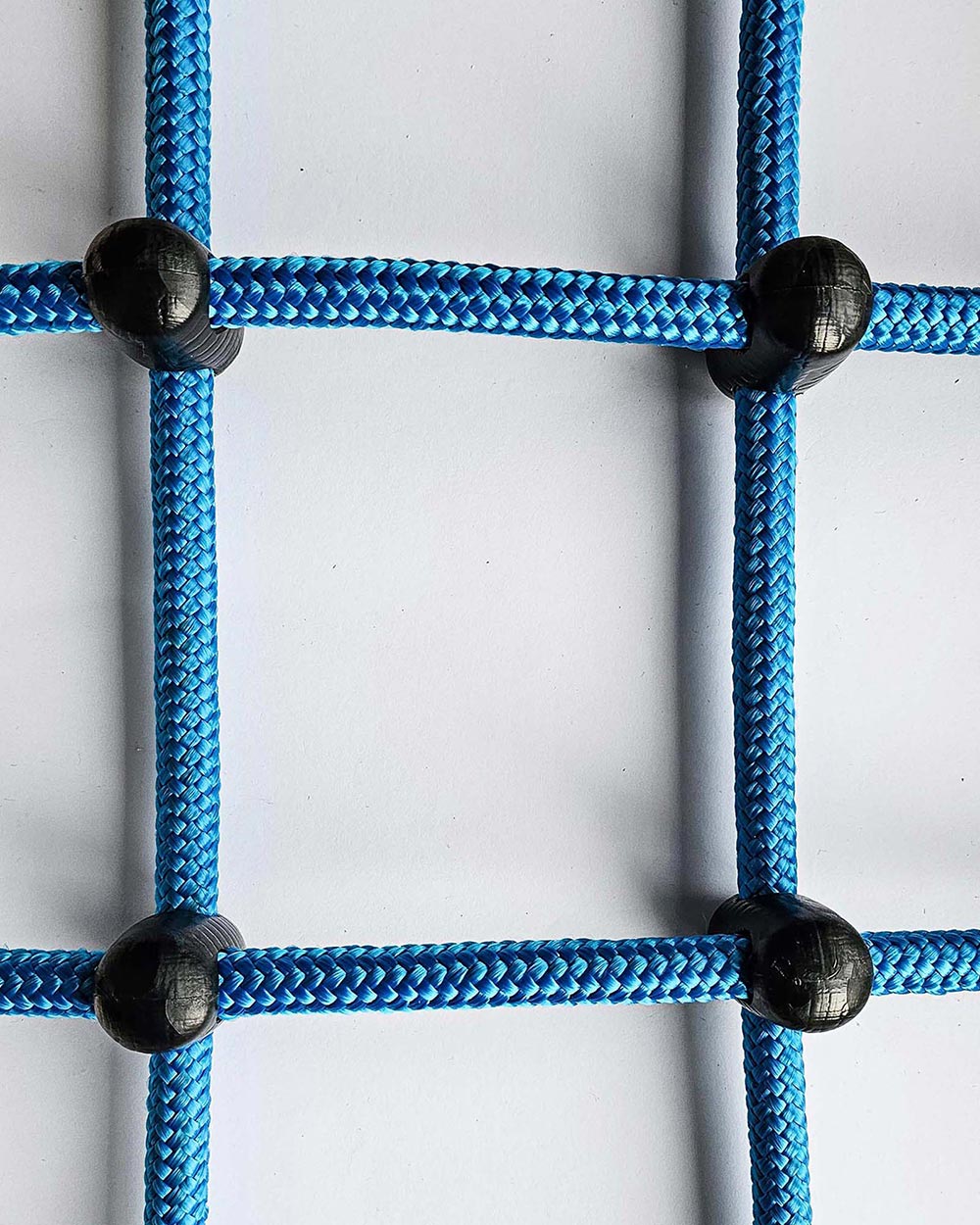 Niebieskie-z-czarnymi